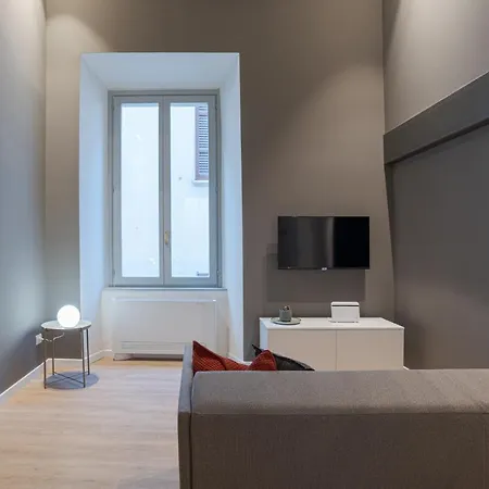 Grimoldi - By Myhomeincomo Апартаменты *